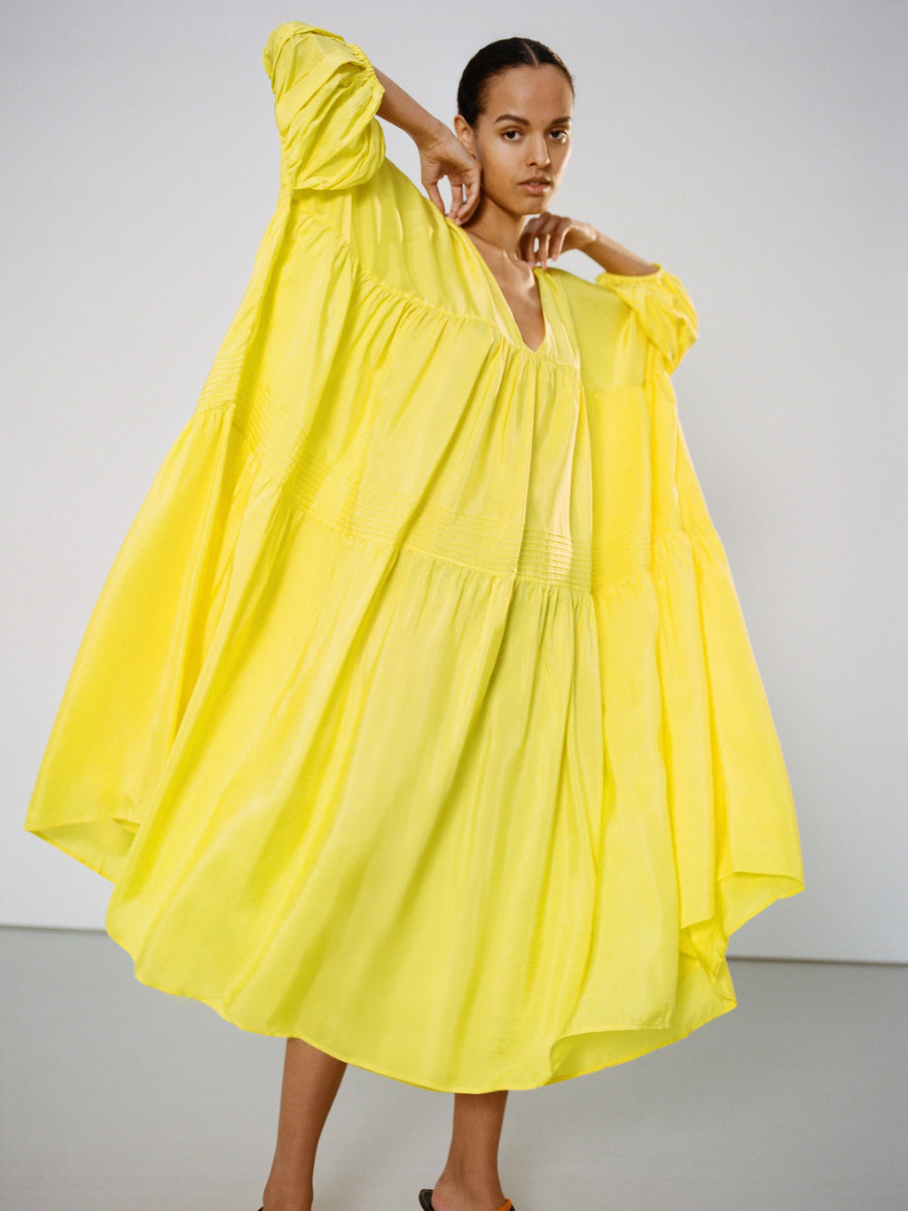 Airi Maxi Dress in Sun Yellow