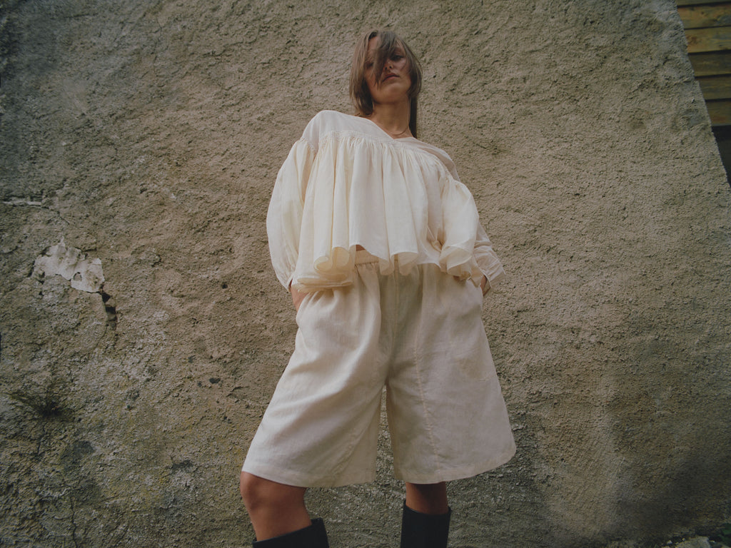 Jhula Linen Long Shorts