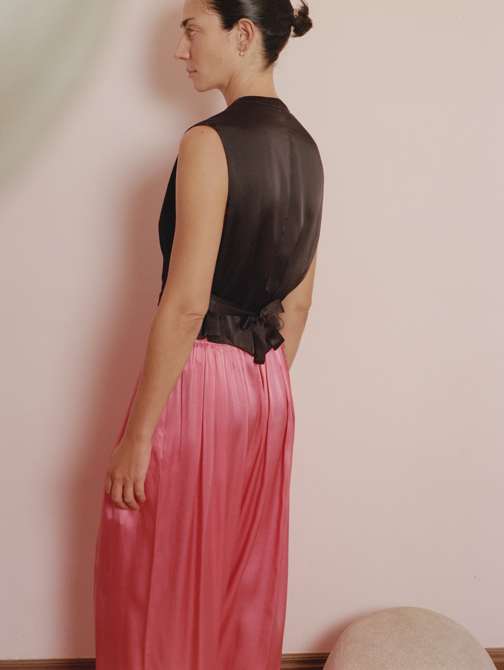 Anaak Raj Pleated Satin Pants in Fluoro Pink