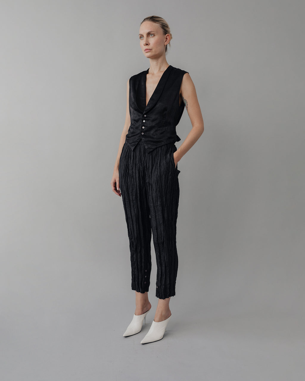 Nasree Cigarette Pleated Pants