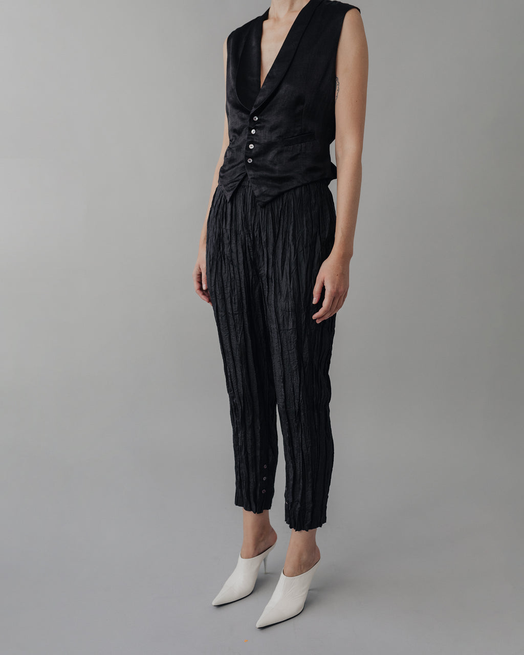 Nasree Cigarette Pleated Pants