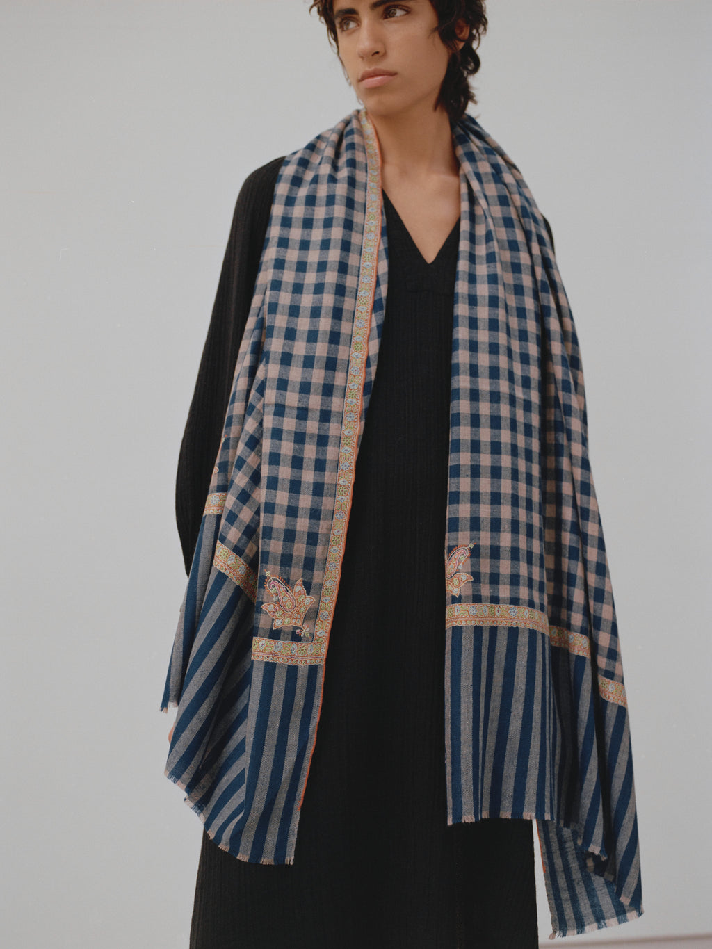 Yaser Shaw Embroidered Pashmina Shawl