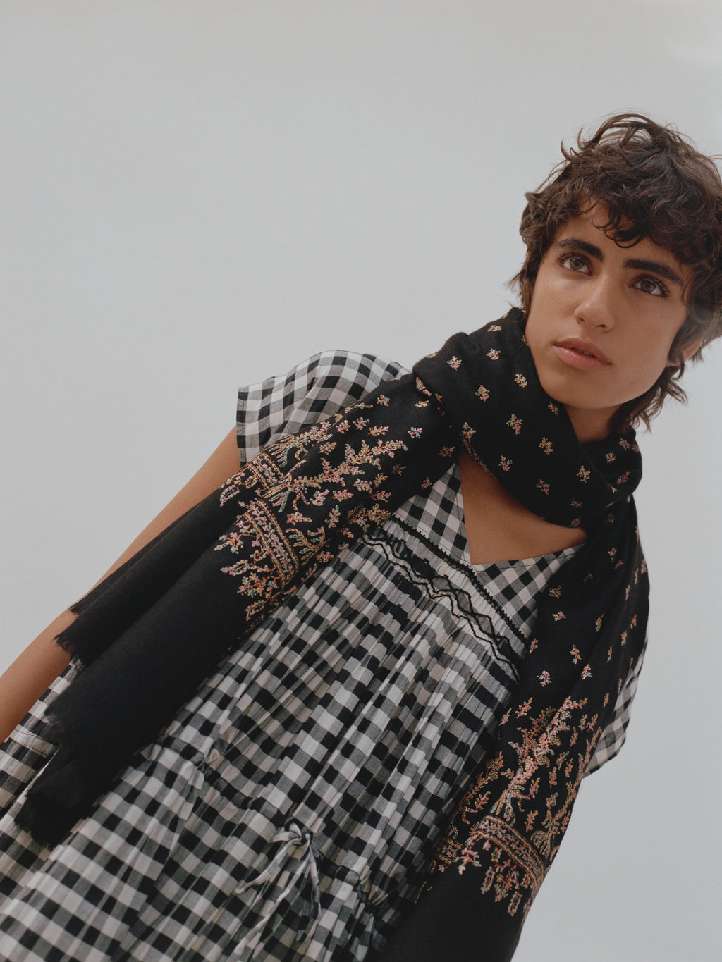 Yaser Shaw Embroidered Pashmina Shawl