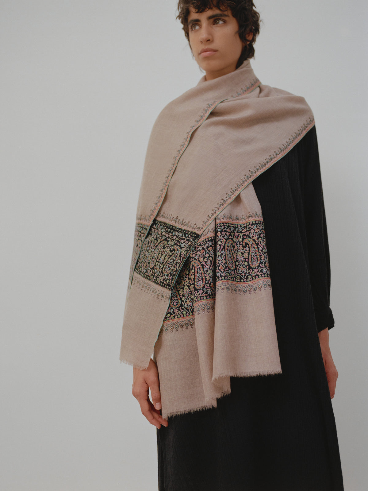 Yaser Shaw Embroidered Pashmina Shawl