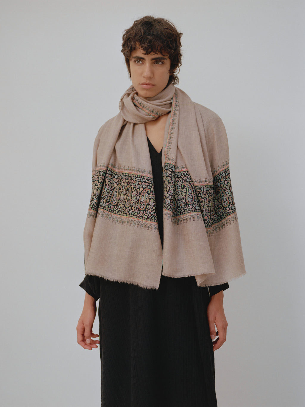 Yaser Shaw Embroidered Pashmina Shawl