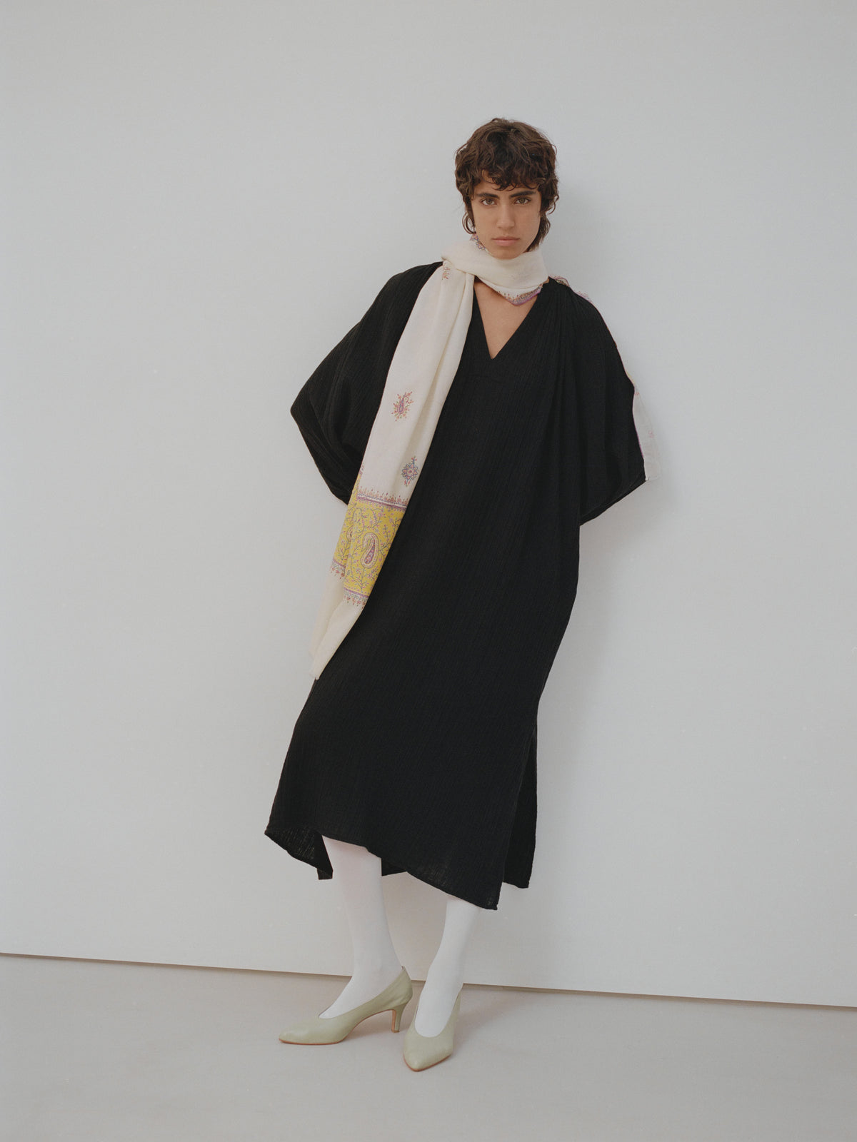 Yaser Shaw Embroidered Pashmina Shawl